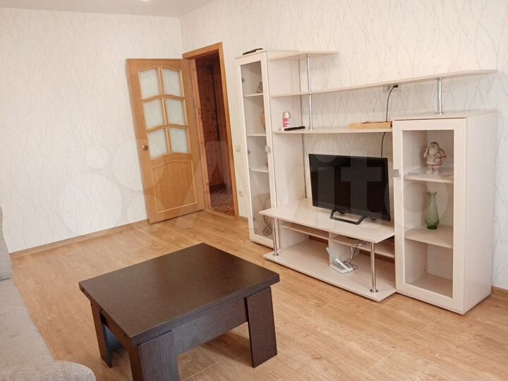 2-к. квартира, 60 м², 4/9 эт.