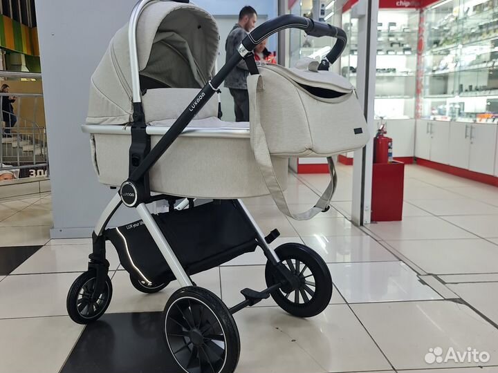 Коляска LuxMom 750 3 в 1