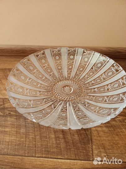 Ваза хрустальная