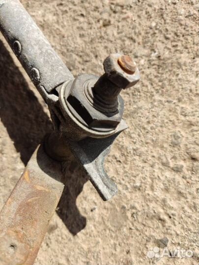 Трапеция стеклоочистителей Opel Vectra A хетчбек