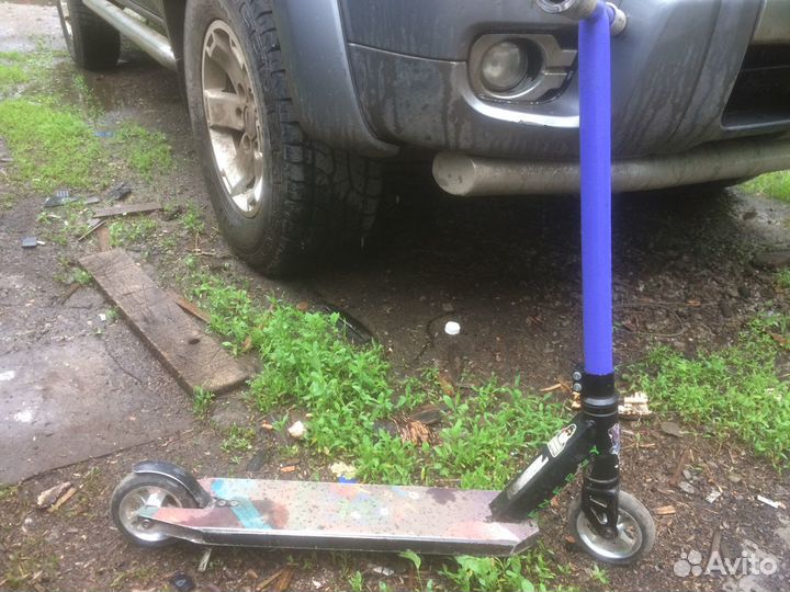 Продам трюковой самокат