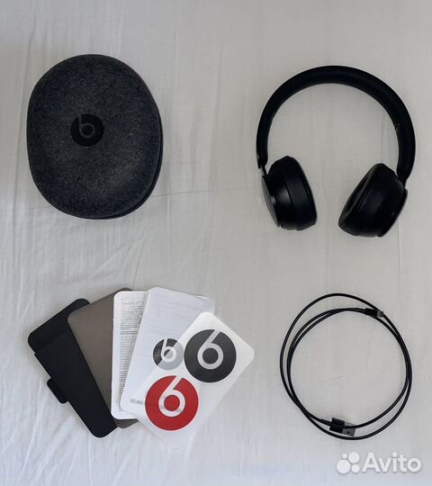 Наушники Beats solo pro