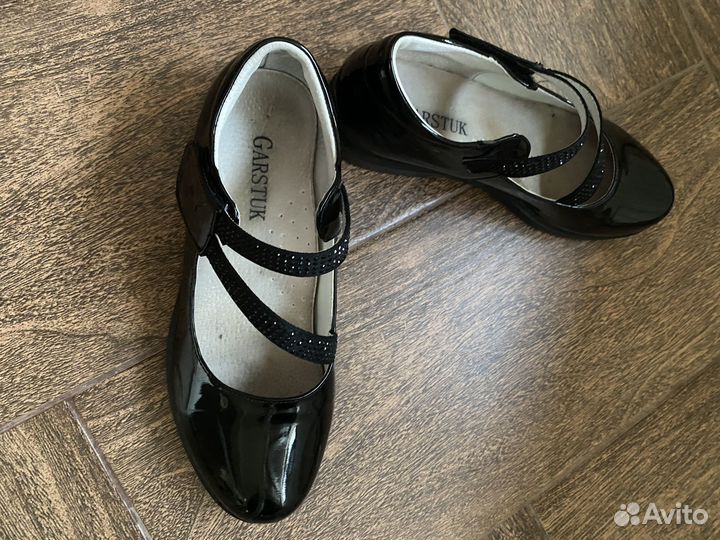 Обувь для девочки