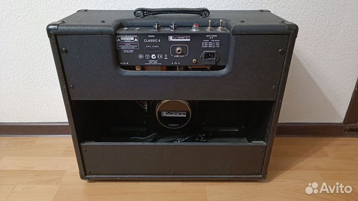 Ламповый комбоусилитель VHT Classic 6