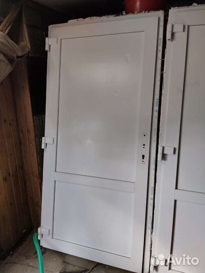 Пластиковые двери пвх бу