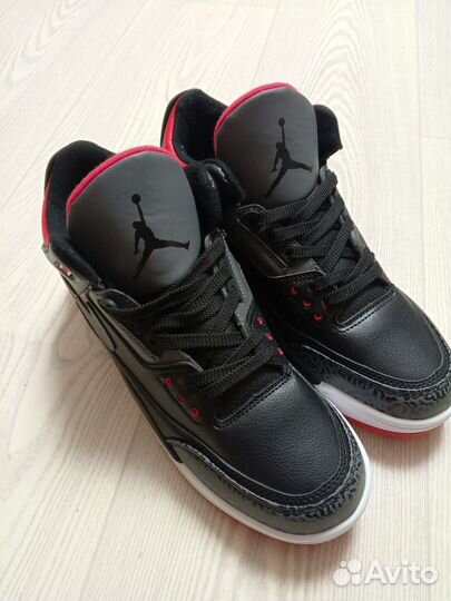 Кроссовки новые мужские