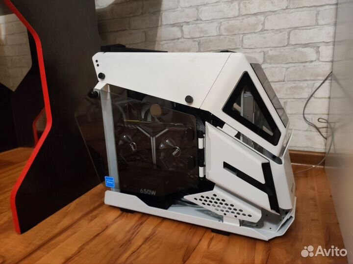 Корпус Thermaltake T200 + Блок питания GF2 650W