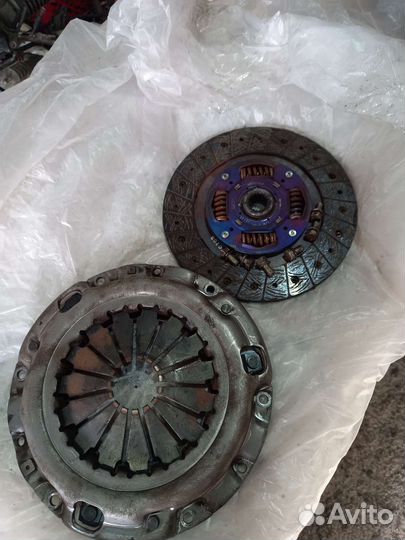 Mitsubishi space runner 95 г.в.рест