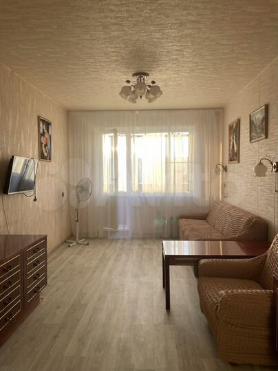 2-к. квартира, 49 м², 8/9 эт.