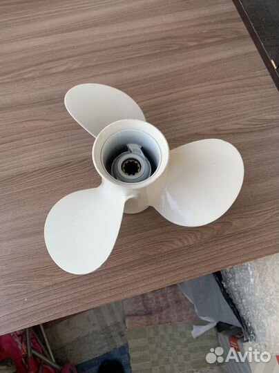 Винт гребной Yamaha 25-30