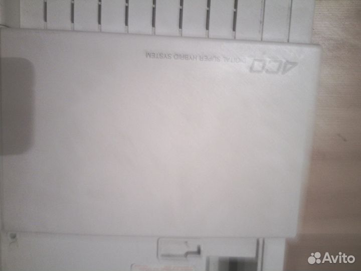 Мобильный телефон