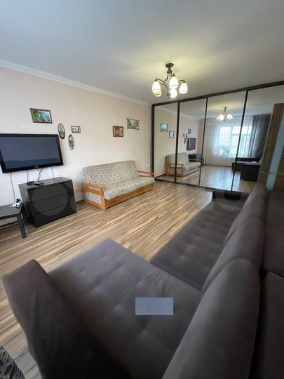 2-к. квартира, 75 м², 2/2 эт.