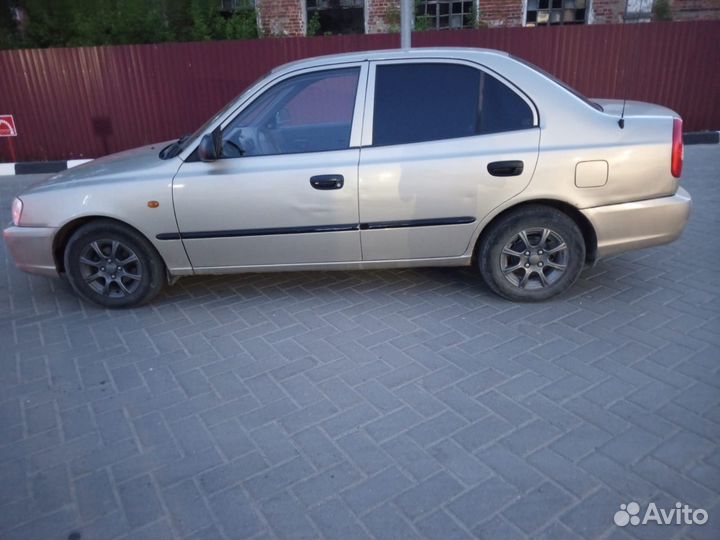 Hyundai Accent 1.5 AT, 2004, 190 000 км