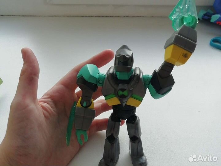 Фигурка алмаз из бен 10