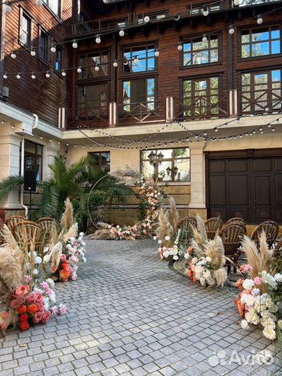 Оформление свадьбы, выездной церемонии в Сочи