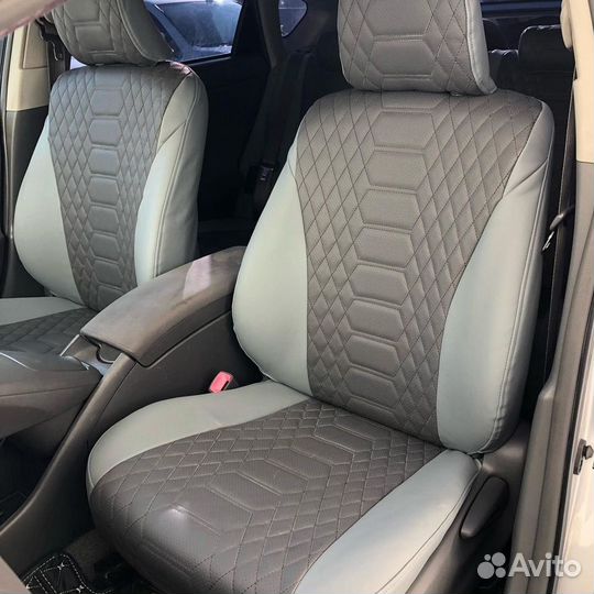 Чехлы Toyota Prius 30