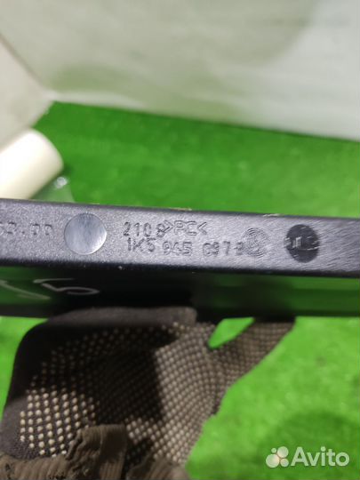 Стоп сигнал задний салонный Jetta 5