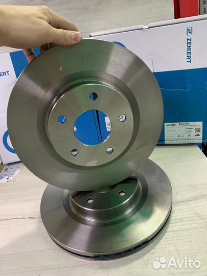 Диск тормозной передний Nissan Teana (J32)