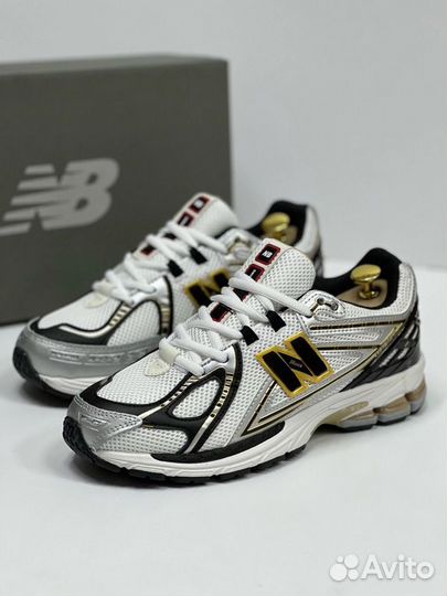 Кроссовки New Balance 1906r