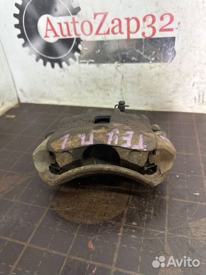 Суппорт передний левый Hyundai Getz