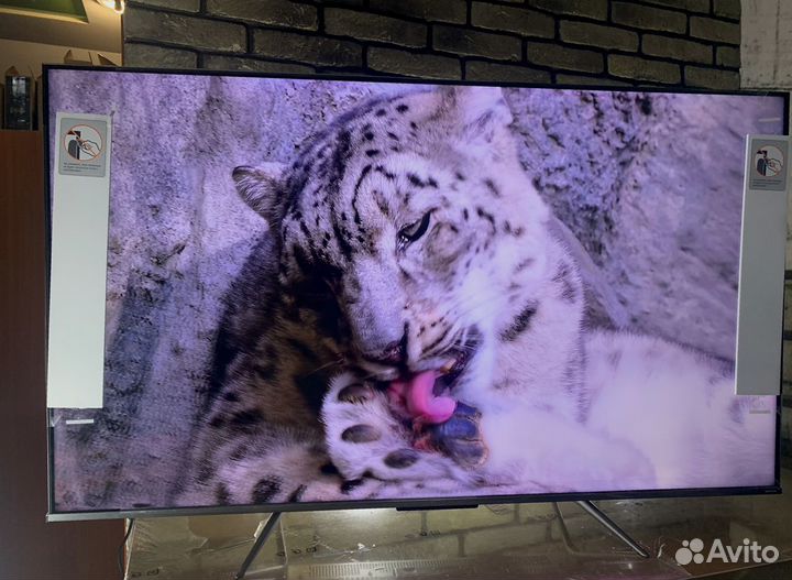 Новый супер телевизор 55 qled 120HZ