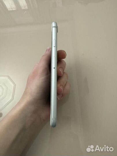 iPhone 7, 128 ГБ