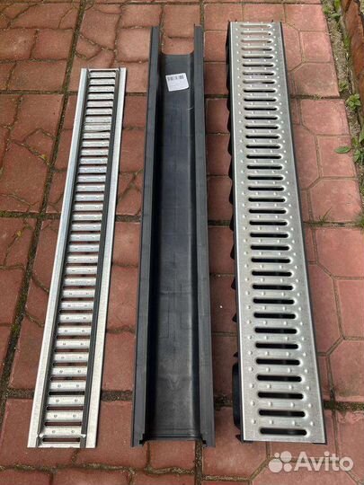 Лоток водоотводный