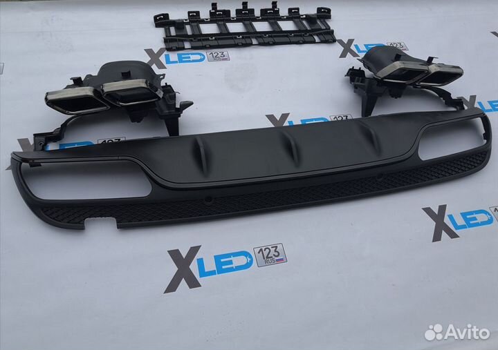 Диффузор Mercedes W205 6.3 AMG с насадками