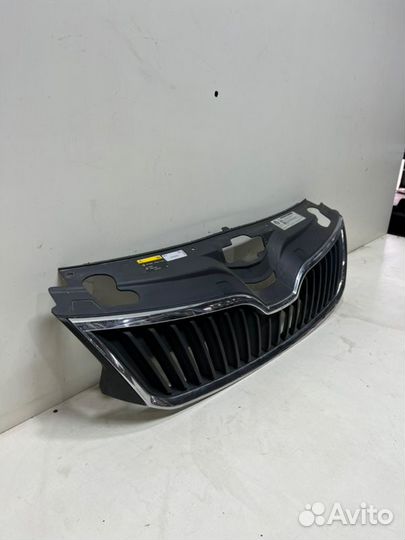 Решетка радиатора Skoda Rapid 1 2012-2019