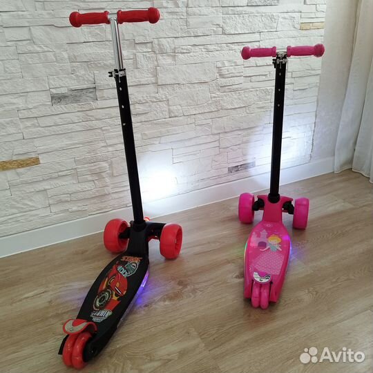 Самокат детский трехколесный с подсветкой scooter