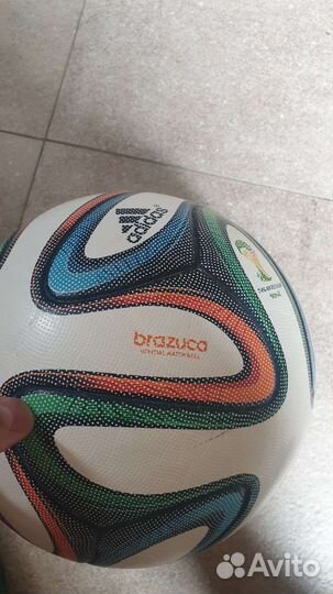 Футбольный мяч adidas brazuca 2014 оригинал