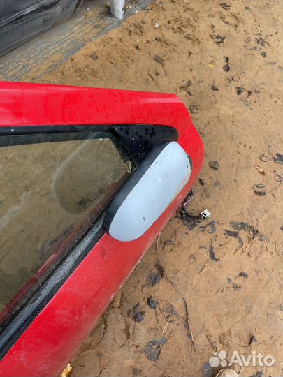 Зеркало заднего вида правое nissan primera p11