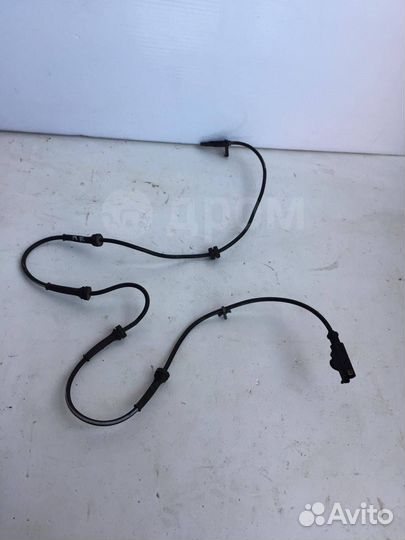 Датчик абс ABS передний на Infiniti Ex Qx50