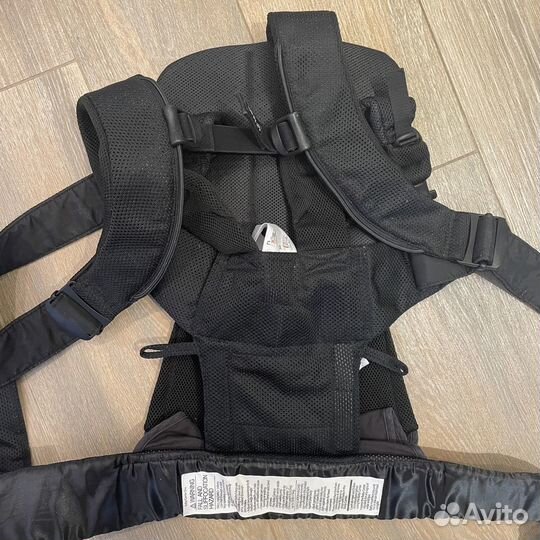 Рюкзак кенгуру BabyBjorn One Mesh черный