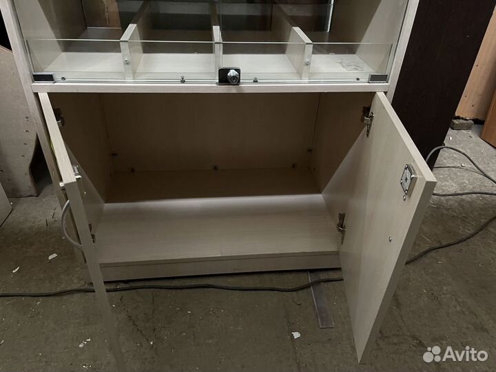 Стойка витрина стекло лдсп бук 100/50/200