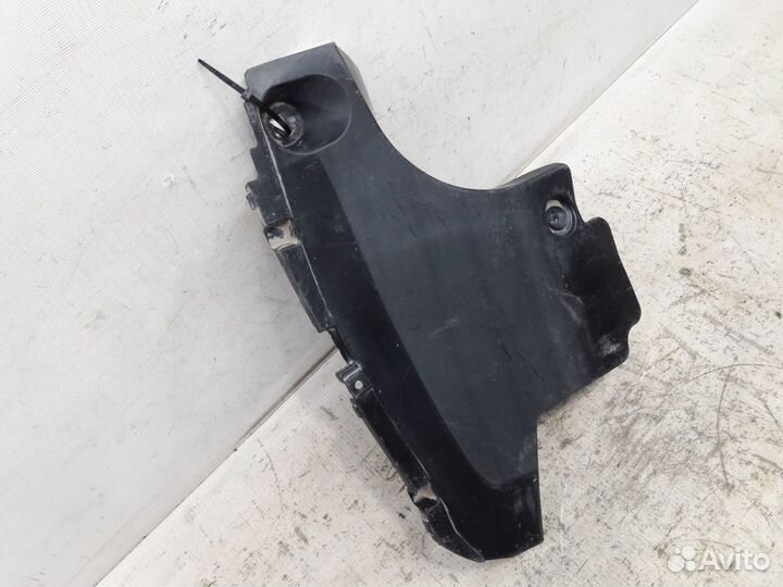 Пыльник бампера задний правый Toyota Rav4 XA40