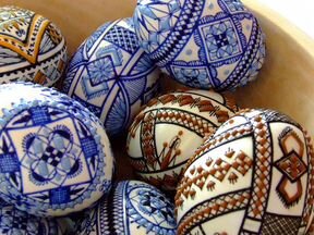 Пасхальные яйца из румынских монастырей