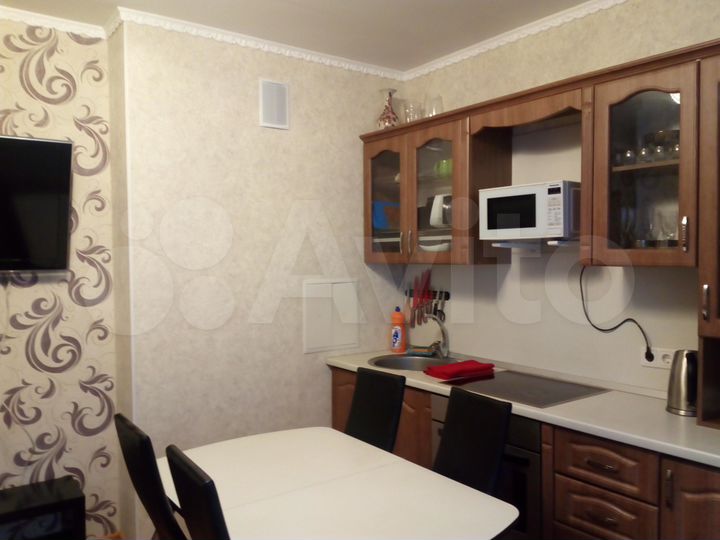 2-к. квартира, 56 м², 9/10 эт.