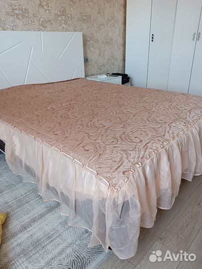 Покрывало на 2 х спальную кровать