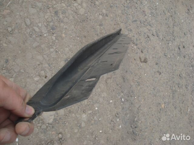 Прадо Накладка подножки Правая Prado 150 09-нв