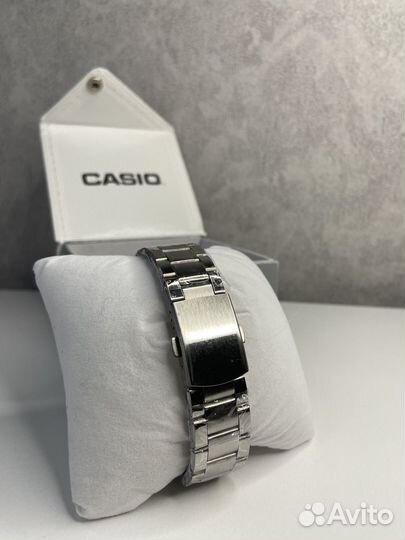 Часы casio classic новые на гарантии