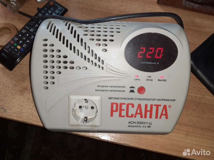 Стабилизатор напряжения