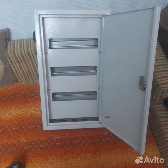 Щит распределительный навесной щрн-36з-1 IP31