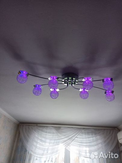 Светильник потолочный