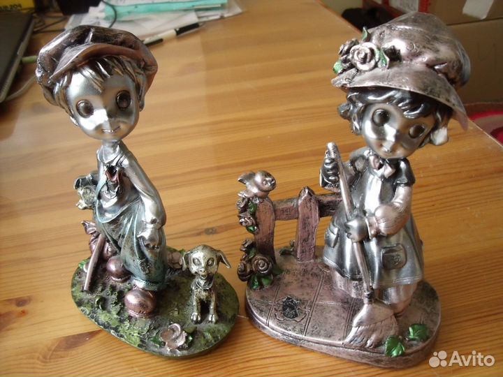 2 интерьерные фигурки Мальчик с собачк, Девочка