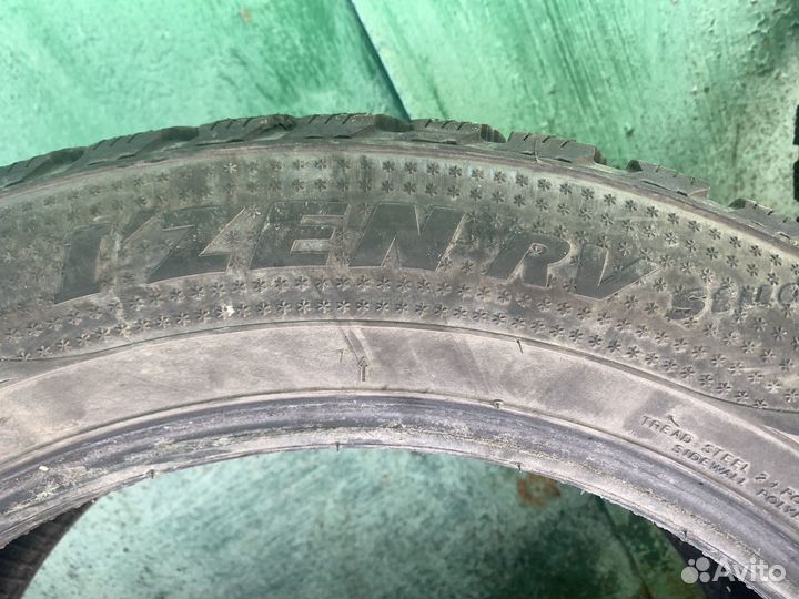 Kumho I'Zen RV KC15 225/55 R18 102T