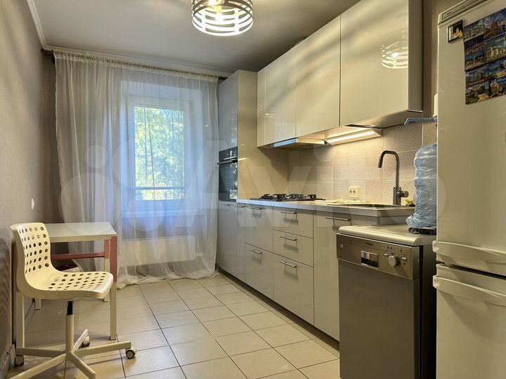 3-к. квартира, 68 м², 2/10 эт.