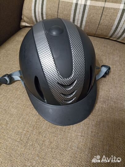 Вещи и обувь для конного спорта