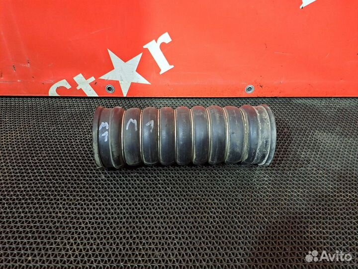 Патрубок интеркулера