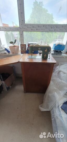 Швейная машина